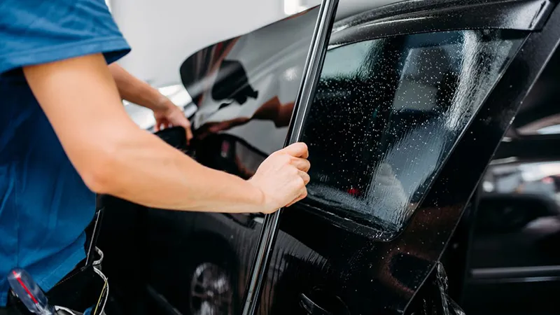 Araç Cam Filmi - Ultimate Garage Turkey İstanbul