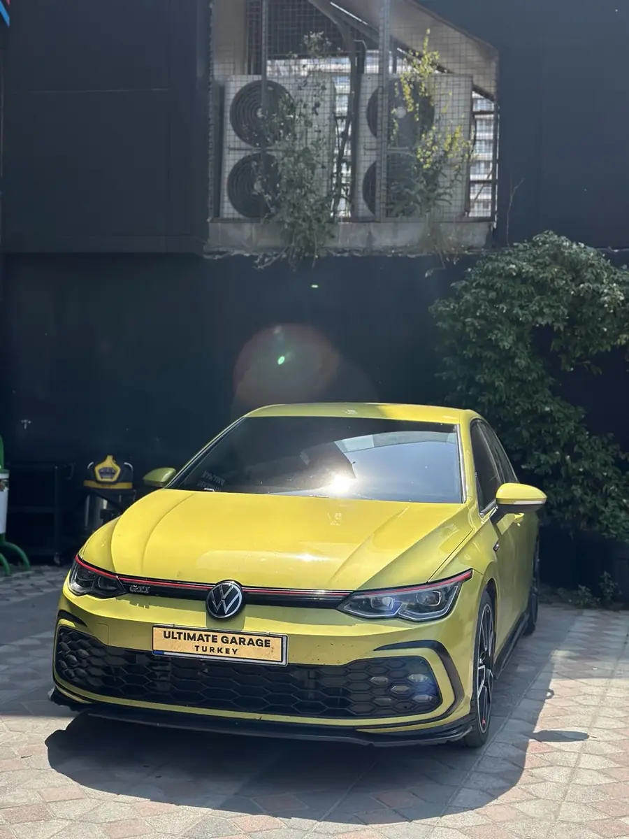 Volkswagen Golf GTI